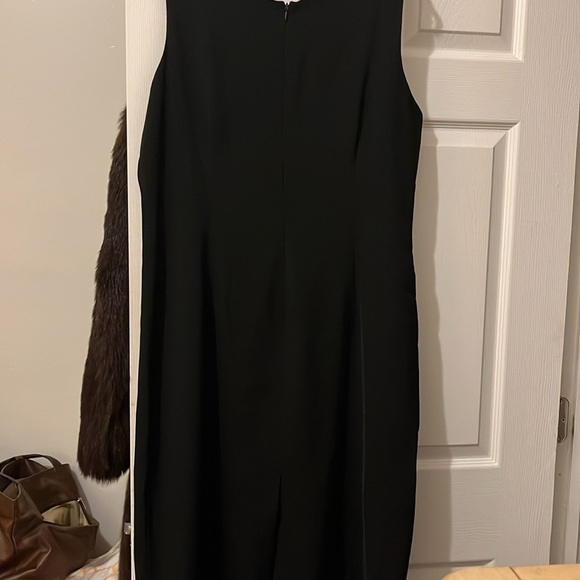 Celine Newyork black dress with split in the back. - Picture 3 of 5